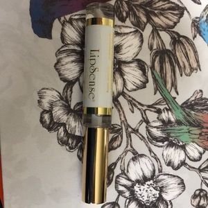 Lipsense oops remover